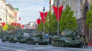 Даже после завершения боевых действий военные деформации еще долго будут определять российскую экономику. Разобраться, как это почувствуют обычные люди, какие ловушки создала милитаризация и на что можно опереться при смене курса, — ключ к любой реальной стратегии перехода.