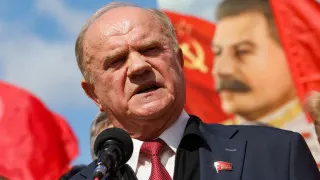Лидер КПРФ Геннадий Зюганов на заседании Госдумы заявил, что провалы в российской экономике могут привести к повторению событий 1917 года, и отметил, что блогер Виктория Боня в своем обращении к Владимиру Путину подняла те же проблемы, на которые коммунисты давно обращают внимание.