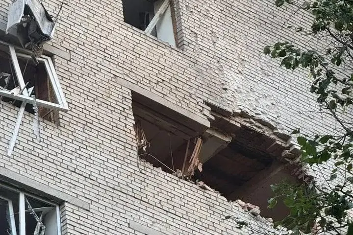 Ночью 13 июля в посёлке Пионерский Истринского округа упал дрон — губернатор сообщил о трёх погибших, пяти раненых и возгорании пяти частных домов.