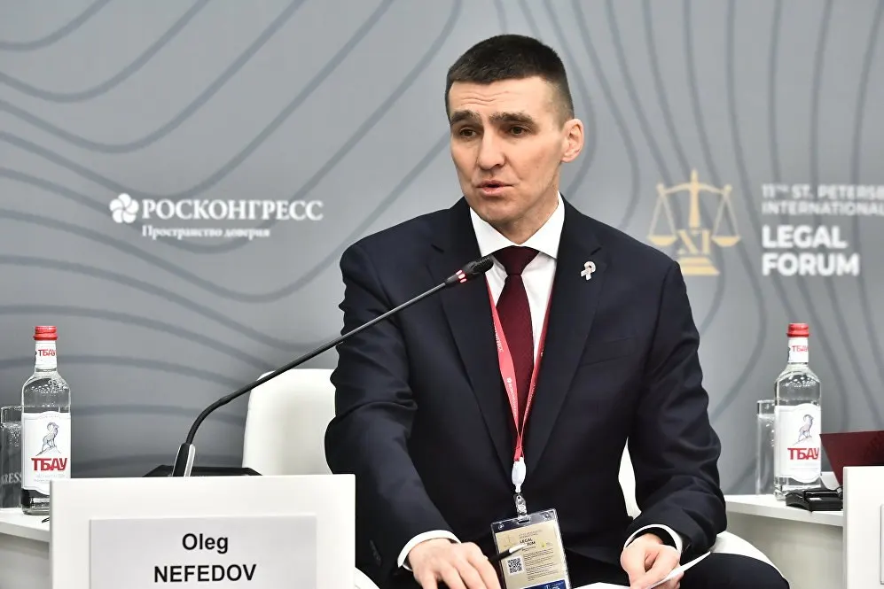 Высшая квалификационная коллегия судей рассмотрит 26 мая рекомендацию по кандидатуре судьи Верховного Суда Олега Нефедова на должность заместителя председателя ВС — руководителя коллегии по гражданским делам. Нефедов ранее выносил решения о запрете «движения ЛГБТ» и «Международного движения сатанизма» и признал ФБК экстремистской организацией.
