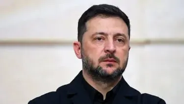 Президент Украины заявил, что российская армия продолжает активные боевые действия вопреки объявленным прекращениям огня: за двое суток — более 150 штурмовых действий, свыше сотни обстрелов и почти 10 тысяч ударов дронами-камикадзе.