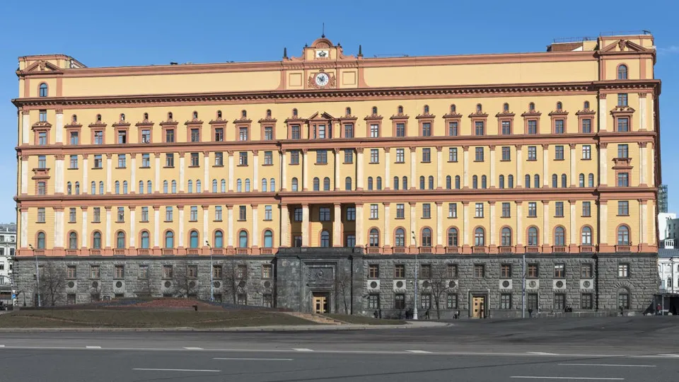 Руководитель Пограничной службы заявил, что Финляндия и Эстония предпринимают действия, нарушающие договорённости по госгранице, на западных рубежах России наблюдается напряжённость и наращивание военного потенциала.