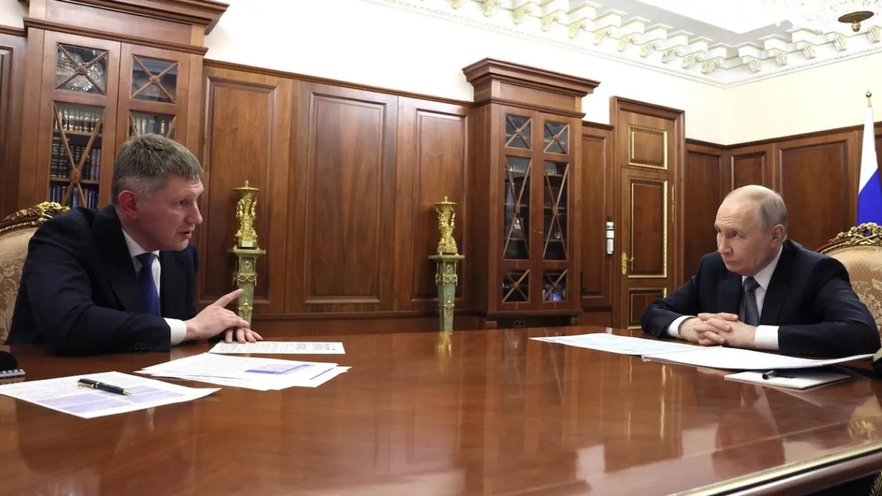 Глава Минэкономразвития заявил президенту, что Россия демонстрирует опережающий рост ВВП на душу населения (с 43% от уровня США в 2017 году до почти 56% в 2025). При этом по абсолютным показателям страна остаётся ниже ряда государств по данным МВФ.