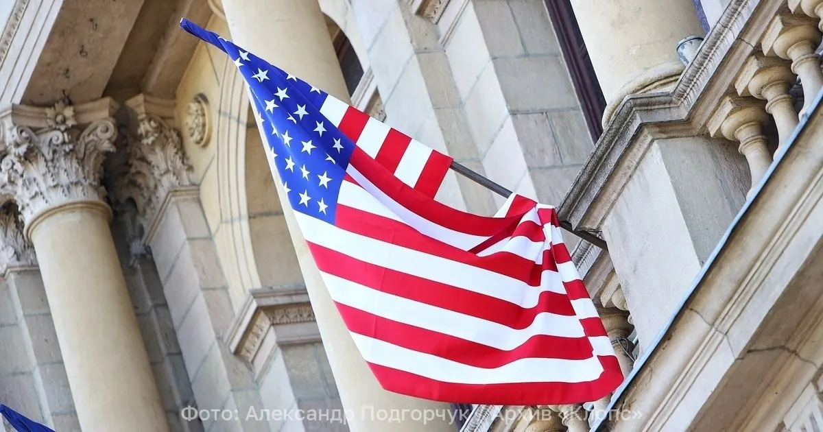 Президент США заявил о прекращении морской блокады и назначил дату подписания соглашения — 19 июня; Иран подтвердил намерение подписать меморандум, в ответ в России ввели временные ограничения на ночные и утренние рейсы в Иран.