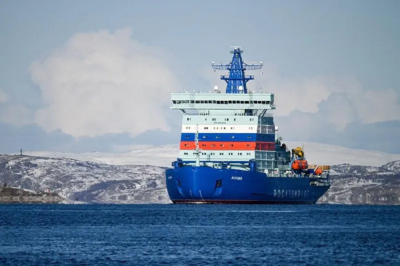 Верховный суд РФ рассмотрит жалобу по делу о банкротстве Мурманского морского пароходства. Бывший владелец обвиняется в выводе сотен миллионов рублей; у компании накопились крупные долги по зарплатам и налогам, а место на рынке Арктики постепенно занимают иностранные операторы.