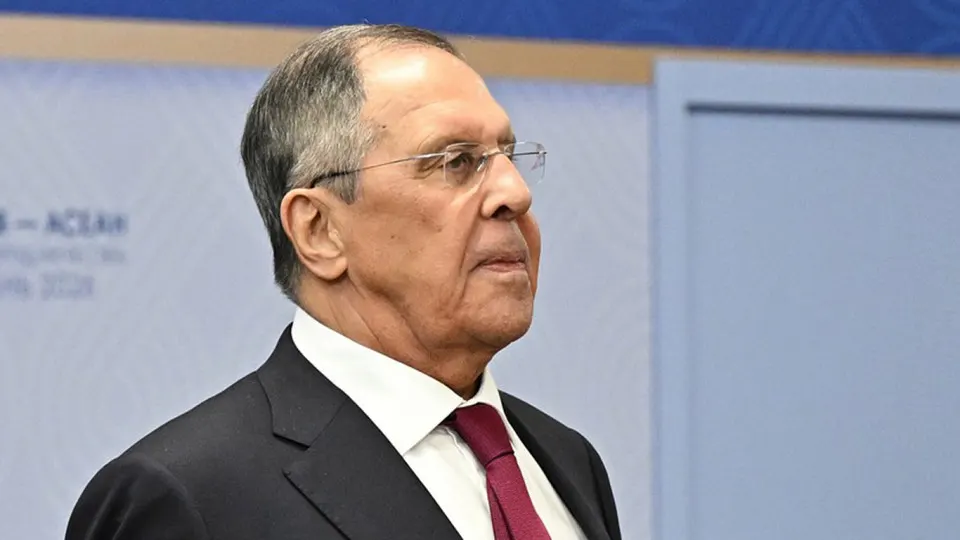 После самой масштабной за время войны ночной атаки беспилотников на Москву власти заявили о регулярных массированных ударах по ключевым украинским объектам.