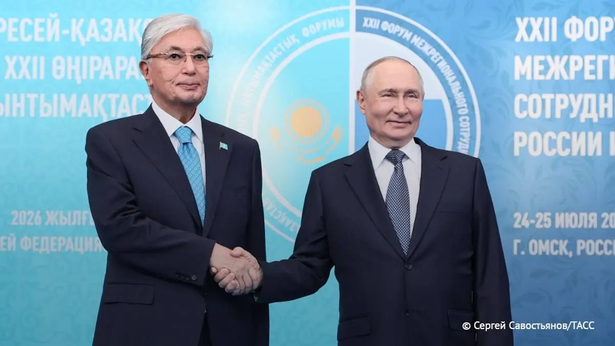 Президент отметил стратегический характер отношений Москвы и Астаны и предложил согласовать действия стран в рамках ОДКБ и ЕАЭС.