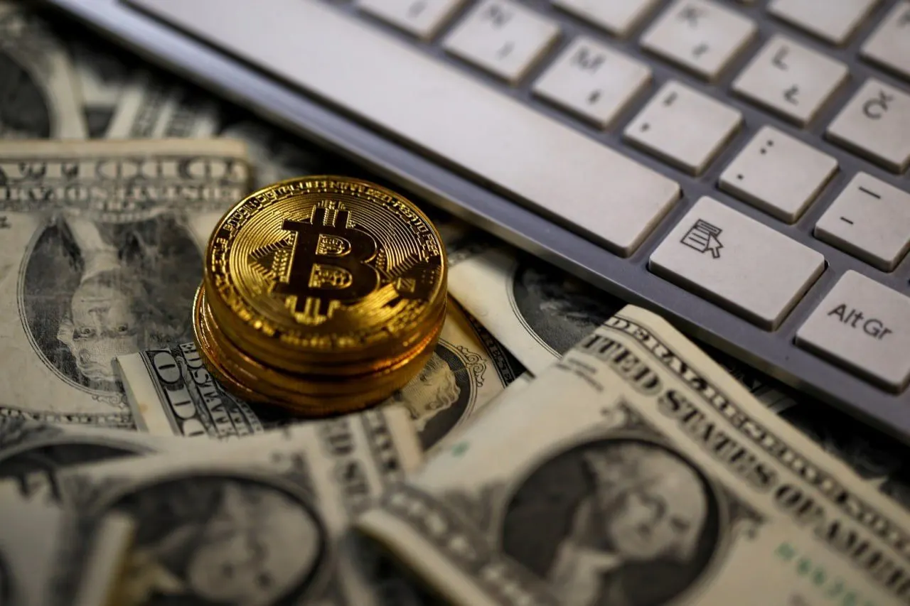 В материалах уголовного дела указано о сотрудничестве Binance с российскими силовыми структурами: переданы данные нескольких пользователей и документы по делу о финансировании терроризма. Расследование ведется в Москве.