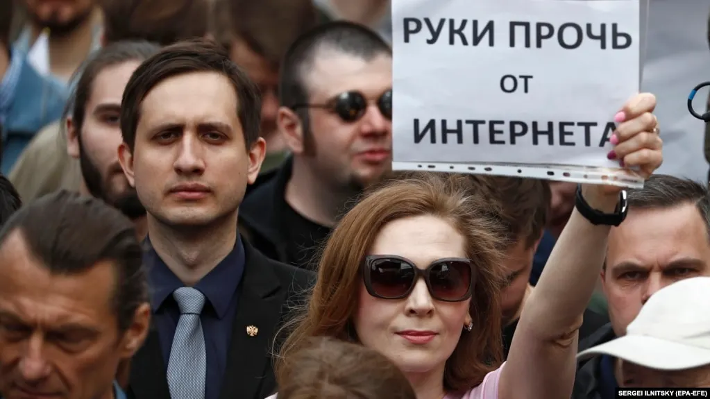 Роскомнадзор ограничил доступ к VPN-сервисам в России, что повлияло на обход блокировок и работу сервисов обхода.