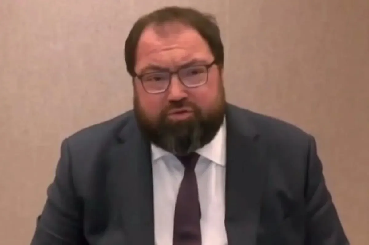 Глава Минцифры сообщил о рисках введения механизма верификации разработчиков от Google, который может повлиять на установку российских приложений на Android.