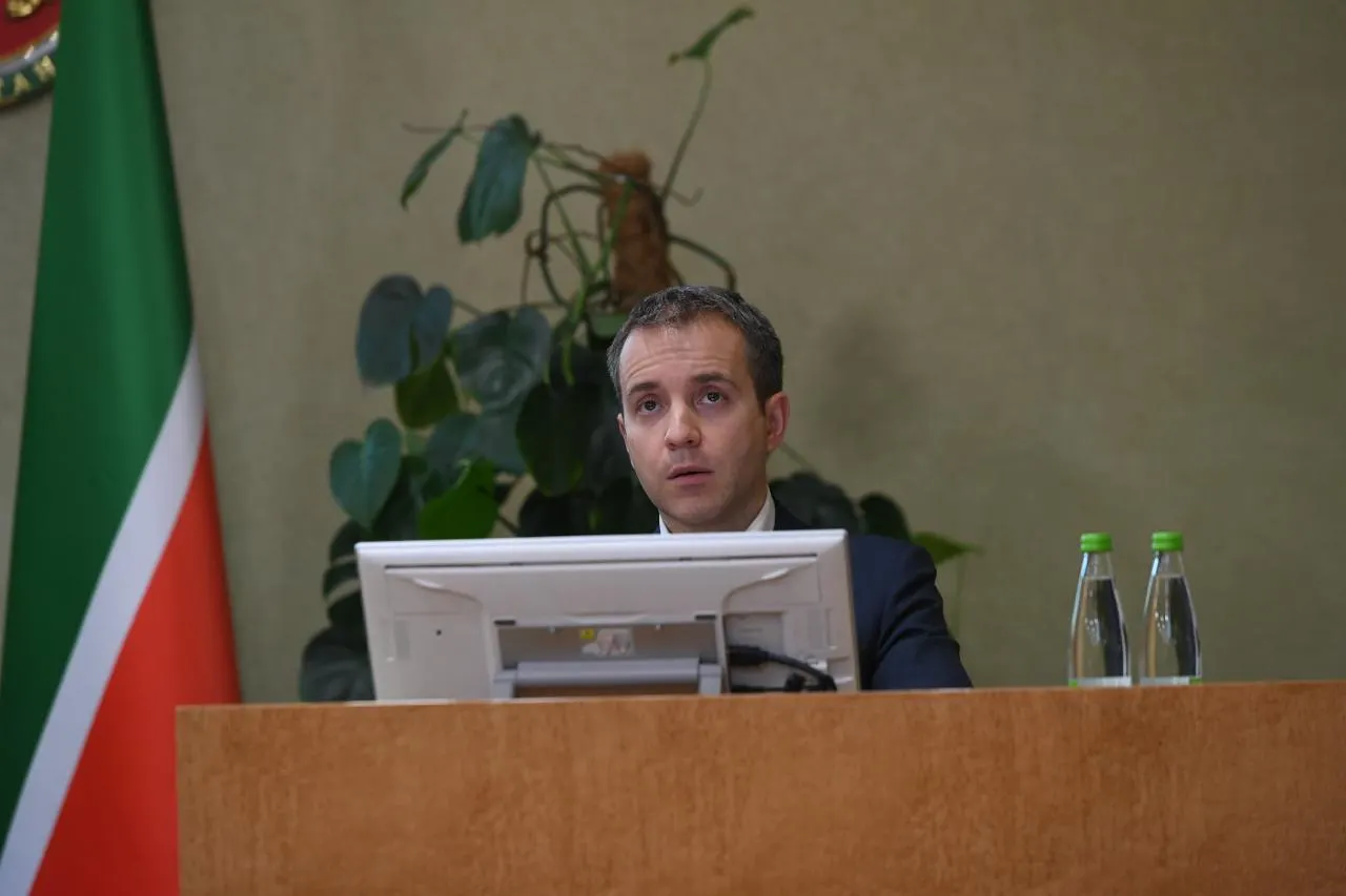 Дело по финансовой пирамиде Finiko: пока арестованный фигурант — Николай Никифоров — заочно, местонахождение неизвестно.