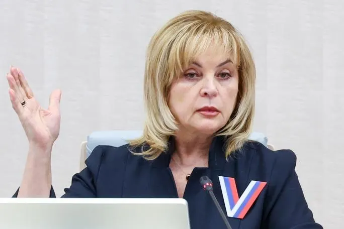 Глава ЦИК заявила о высокой легитимности голосования и назвала членов избиркомов людьми высокого духа; по словам Памфиловой, впервые с 2003 года представители парламентских партий не выразили несогласия с принятыми решениями.