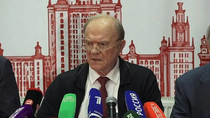 Лидер КПРФ заявил, что Россия останется в экономическом и технологическом отставании, если курс не поменять, и война может затянуться.