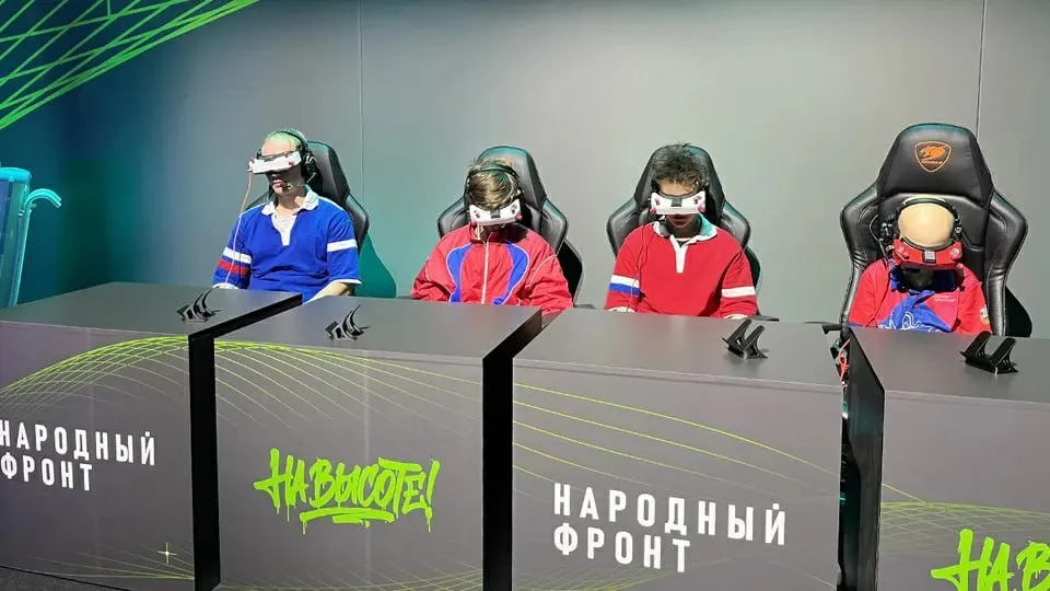 Новый норматив по управлению беспилотниками запустили в пилотном формате в шести регионах. Обещают курсы по пилотированию, сборке и программированию БПЛА.