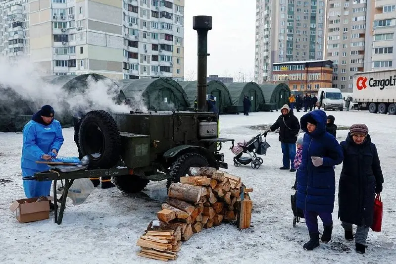 Независимая комиссия ООН пришла к выводу, что российские власти систематически атаковали энергетическую инфраструктуру Украины, что квалифицируется как военные преступления. Доклад представлен Генеральной Ассамблее.