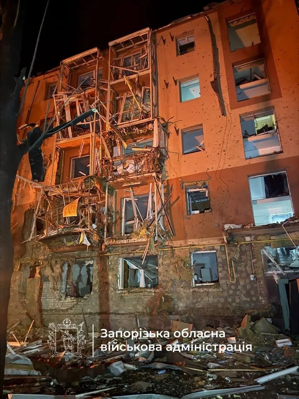 Дроны достигли ХМАО и других регионов; Рязанский НПЗ частично остановил переработку нефти; осуждён экс‑продюсер Первого канала за призывы к терроризму; продолжаются удары по Украине.